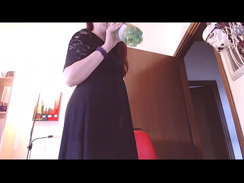 ❤️ Um escravo submisso que ama calcinhas sujas e luxuriosas é forçado a se masturbar depois de assistir a este vídeo! Porno russo em porno pt-br.kassa-standupbar.ru ❌️❤